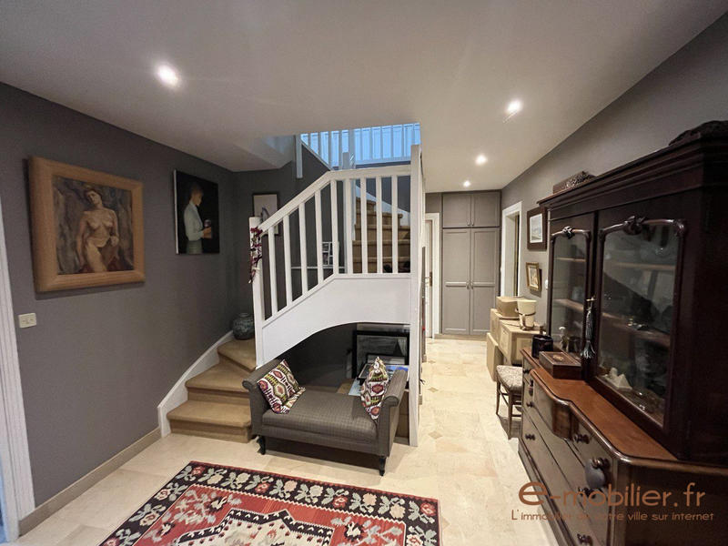 Maison - 140 m² - 6 pièces