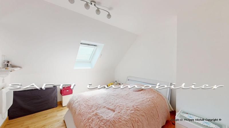 Maison - 164 m² - 8 pièces