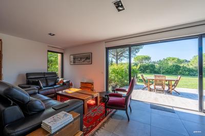 Villa - 283 m² - 7 pièces