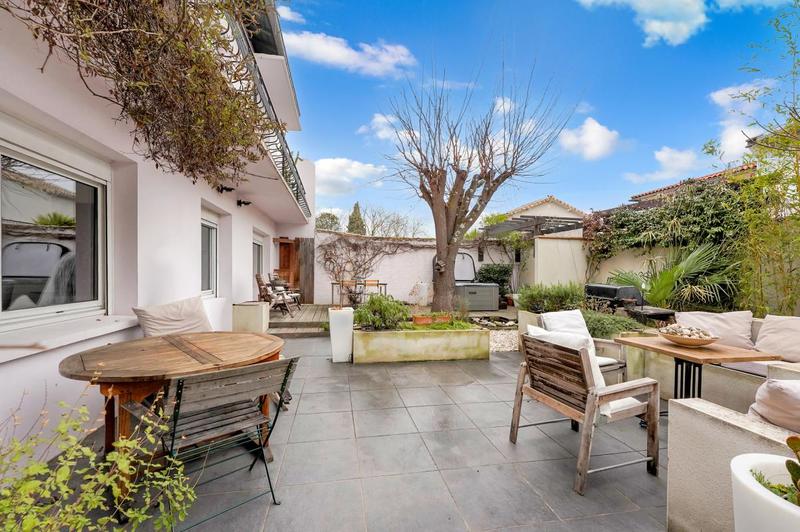 Maison ancienne - 185 m² - 8 pièces