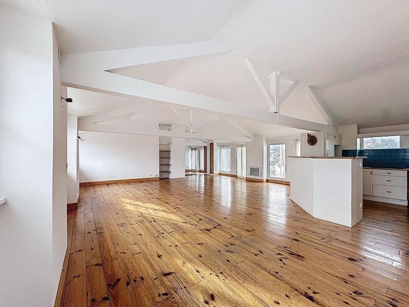 Appartement - 145 m² - 5 pièces