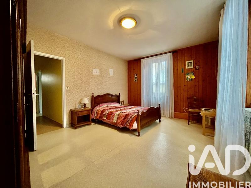 Maison de village - 160 m² - 8 pièces