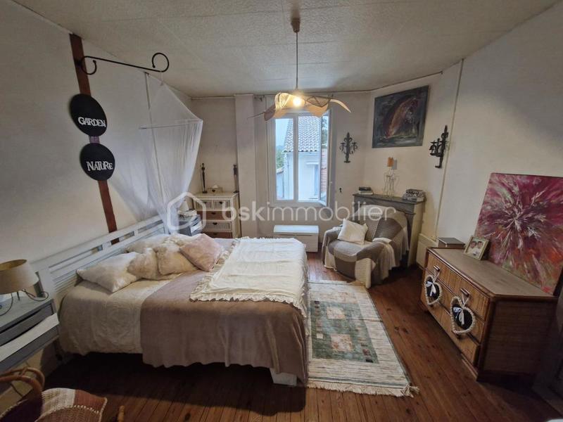 Maison traditionnelle - 170 m² - 6 pièces