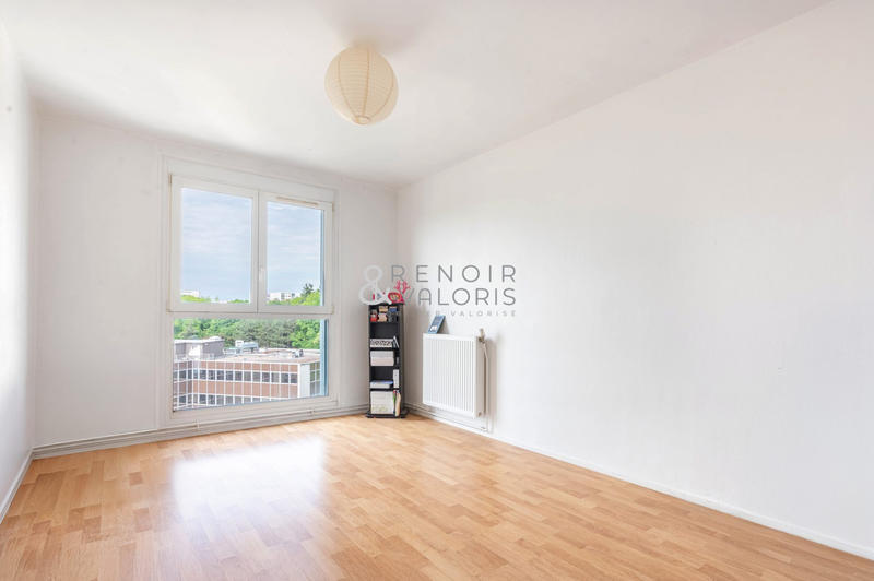 Appartement - 93 m² - 3 pièces