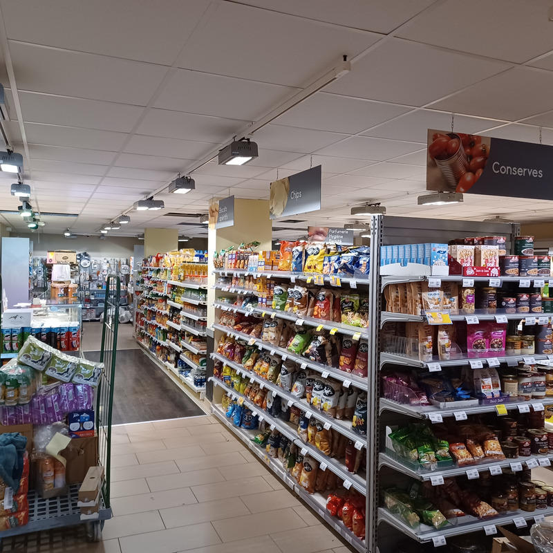 Fonds de commerce - 411 m²