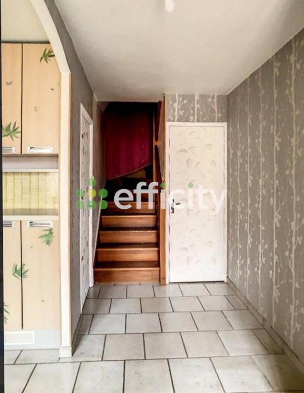 Maison - 176 m² - 9 pièces