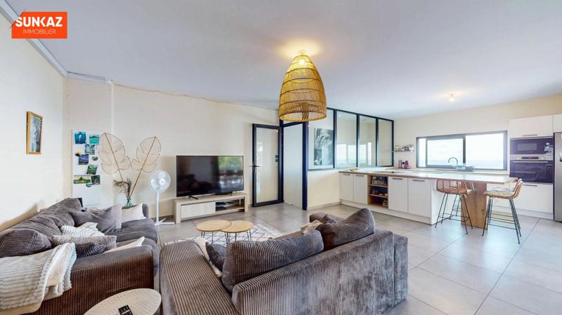 Maison - 160 m² - 5 pièces