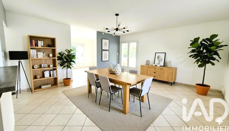 Maison - 112 m² - 6 pièces