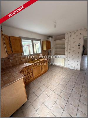 Maison de ville - 90 m² - 3 pièces