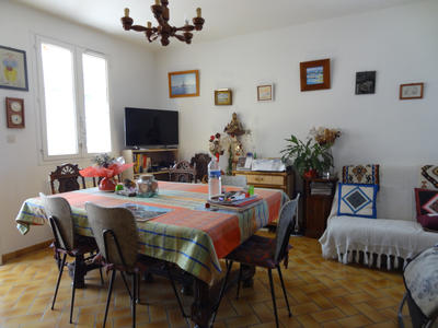 Maison - 92 m² - 4 pièces
