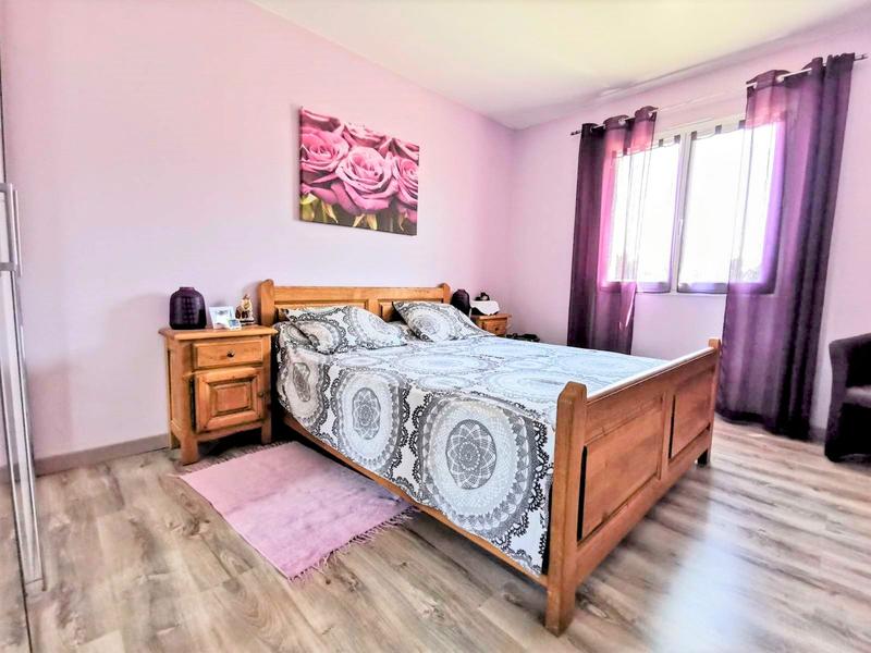 Maison - 215 m² - 7 pièces