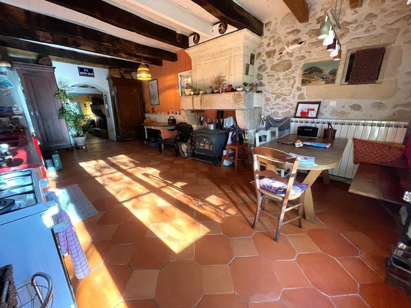 Maison ancienne - 188 m² - 6 pièces