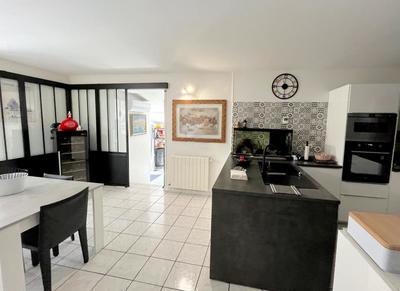 Maison - 100 m² - 3 pièces