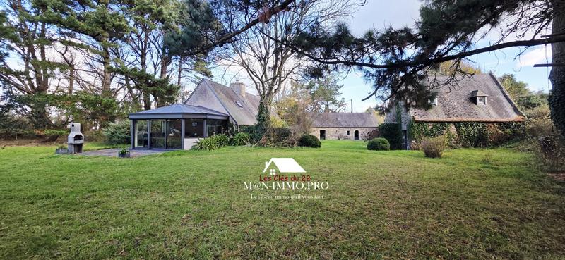 Maison - 200 m² - 9 pièces