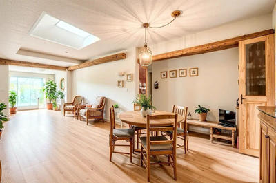 Maison - 171 m² - 6 pièces