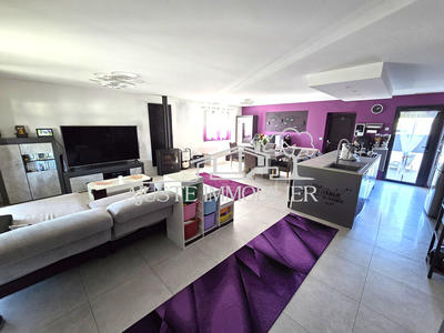 Villa - 200 m² - 7 pièces
