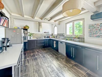 Maison - 138 m² - 4 pièces