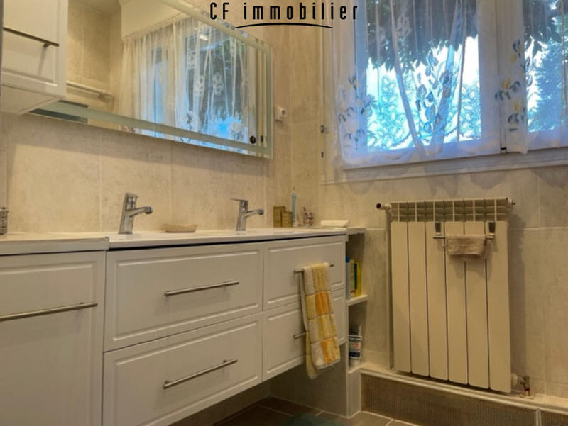 Maison - 160 m² - 5 pièces