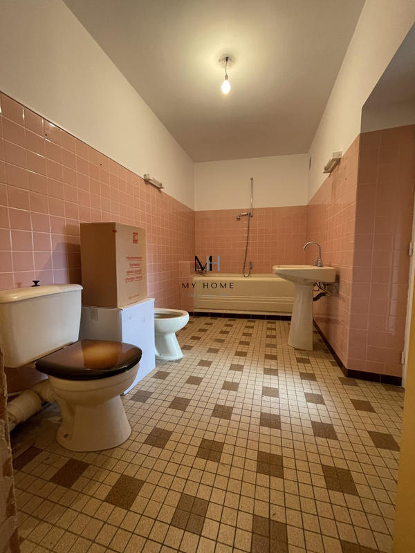 Maison - 171 m² - 10 pièces