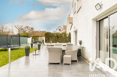 Maison - 168 m² - 7 pièces