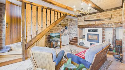 Propriété - 165 m² - 6 pièces