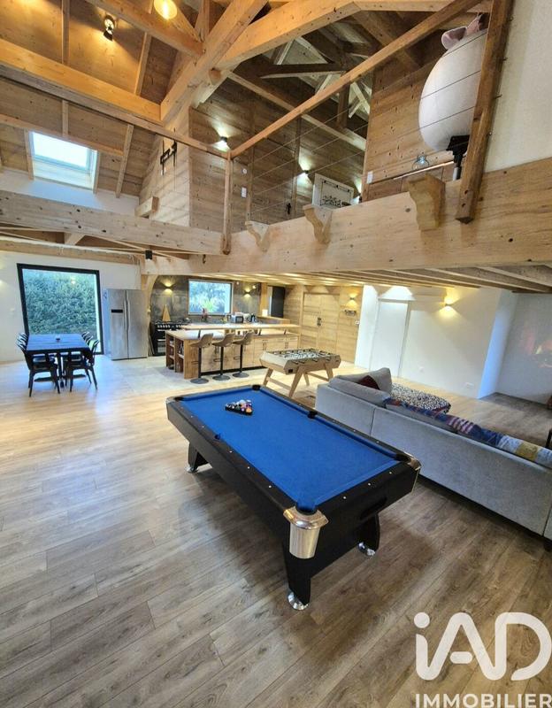 Maison - 180 m² - 5 pièces