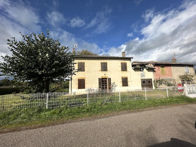 Maison - 99 m² - 4 pièces