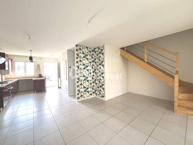 Maison - 80 m² - 4 pièces