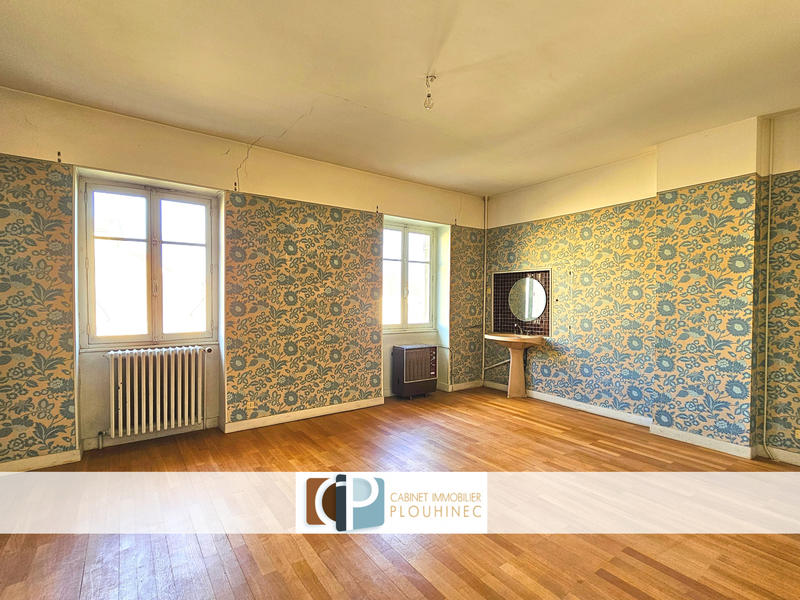 Appartement - 287 m² - 9 pièces