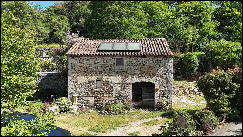 Maison traditionnelle - 157 m² - 6 pièces