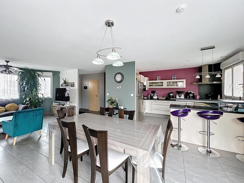 Maison - 112 m² - 5 pièces