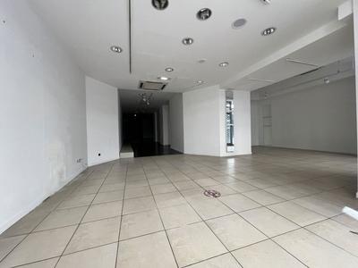 Local commercial - 200 m²