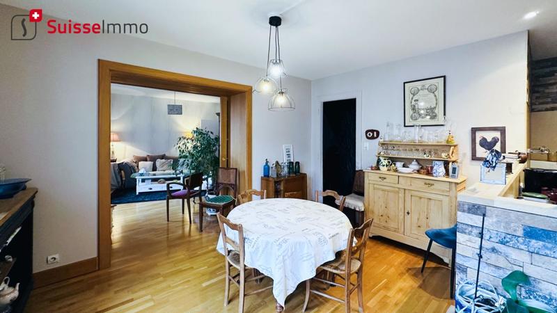 Appartement - 129 m² - 5 pièces