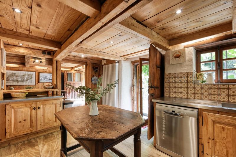 Châlet - 365 m² - 15 pièces