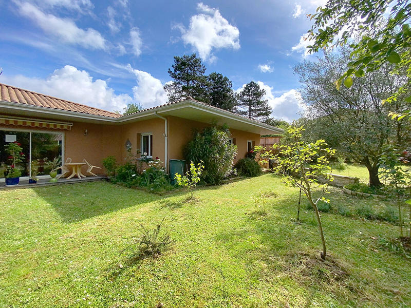 Maison - 141 m² - 6 pièces