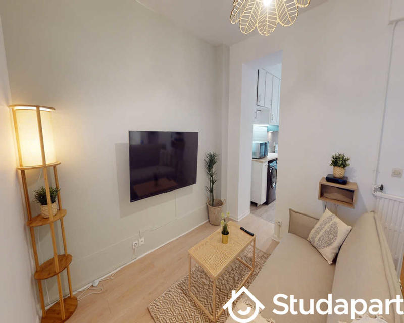 Chambre - 80 m² - 1 pièce