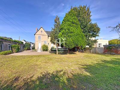 Maison - 105 m² - 5 pièces