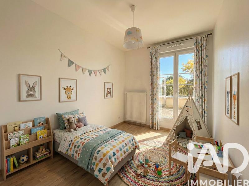 Appartement - 80 m² - 4 pièces