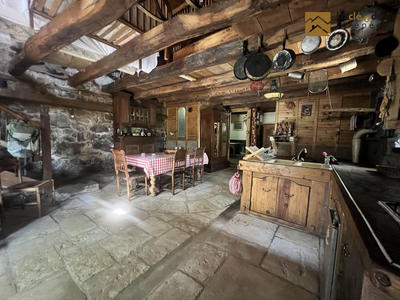 Maison ancienne - 75 m² - 3 pièces