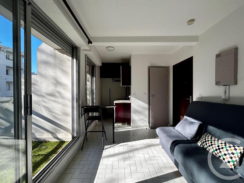 Appartement - 15 m² - 1 pièce