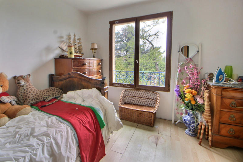 Maison - 130 m² - 7 pièces