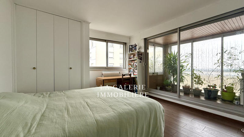 Appartement - 99 m² - 4 pièces