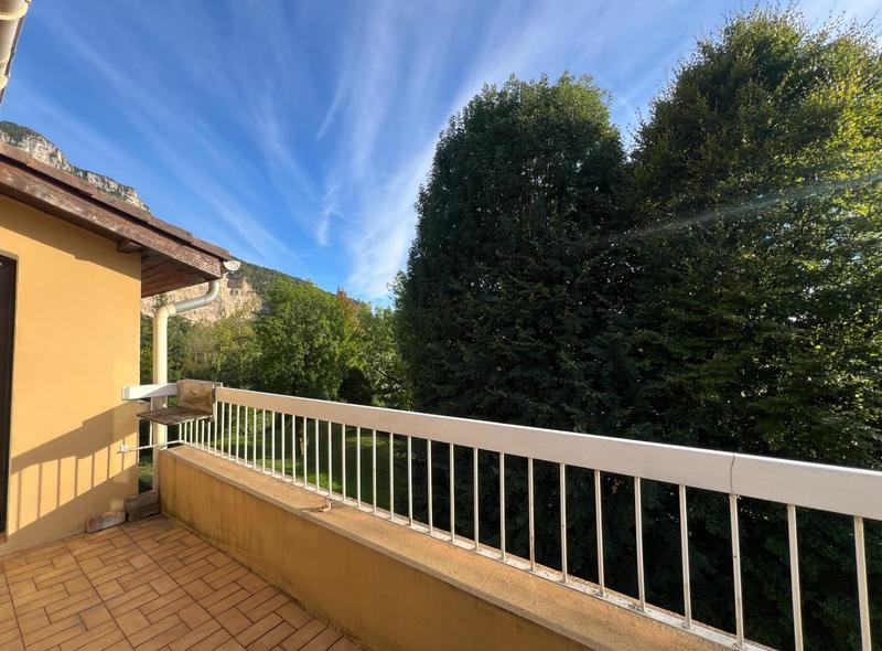 Appartement - 77 m² - 4 pièces