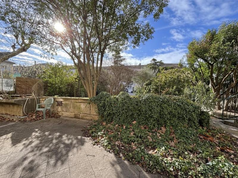 Maison - 255 m² - 10 pièces