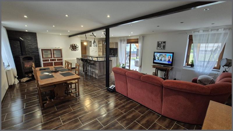 Maison - 157 m² - 6 pièces