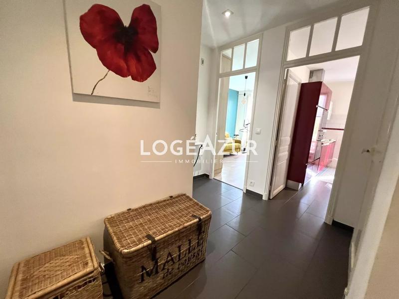 Appartement - 82 m² - 3 pièces