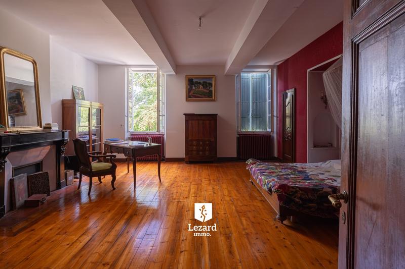 Manoir - 410 m² - 11 pièces