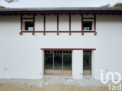 Maison - 87 m² - 4 pièces