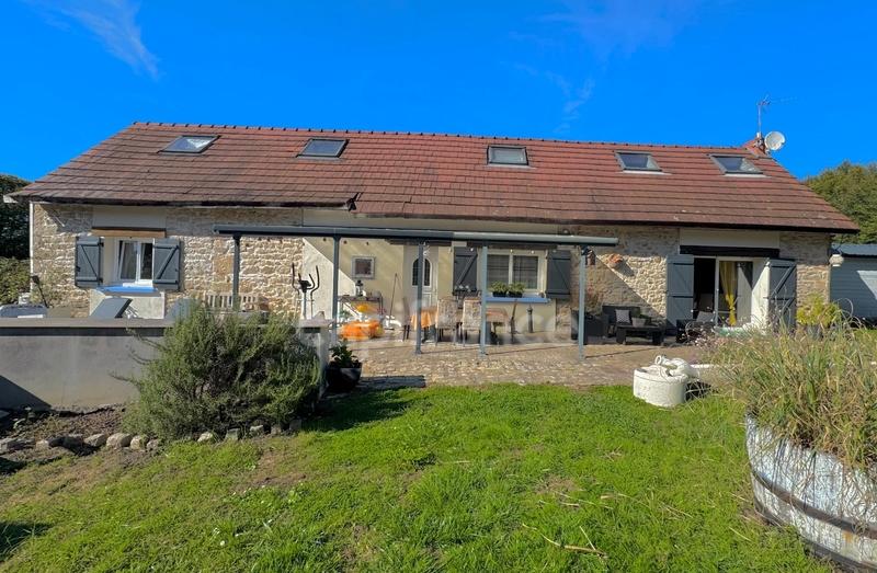Maison en pierre - 150 m² - 5 pièces