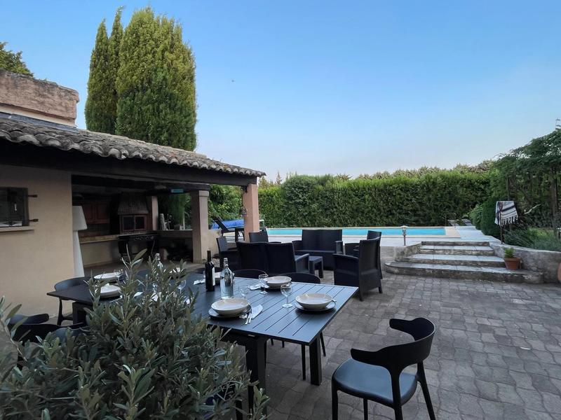 Mas - 150 m² - 6 pièces